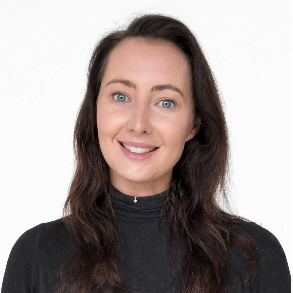 Amy MacKinnon